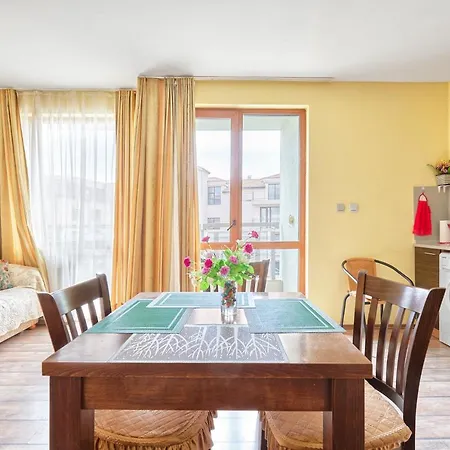 ~ Waves ~ 1bd Flat By The Sea 라브다